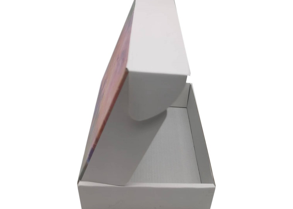 Single Printed Corrugated Shipping Packaging Boxes Malier Box Custom Size Color