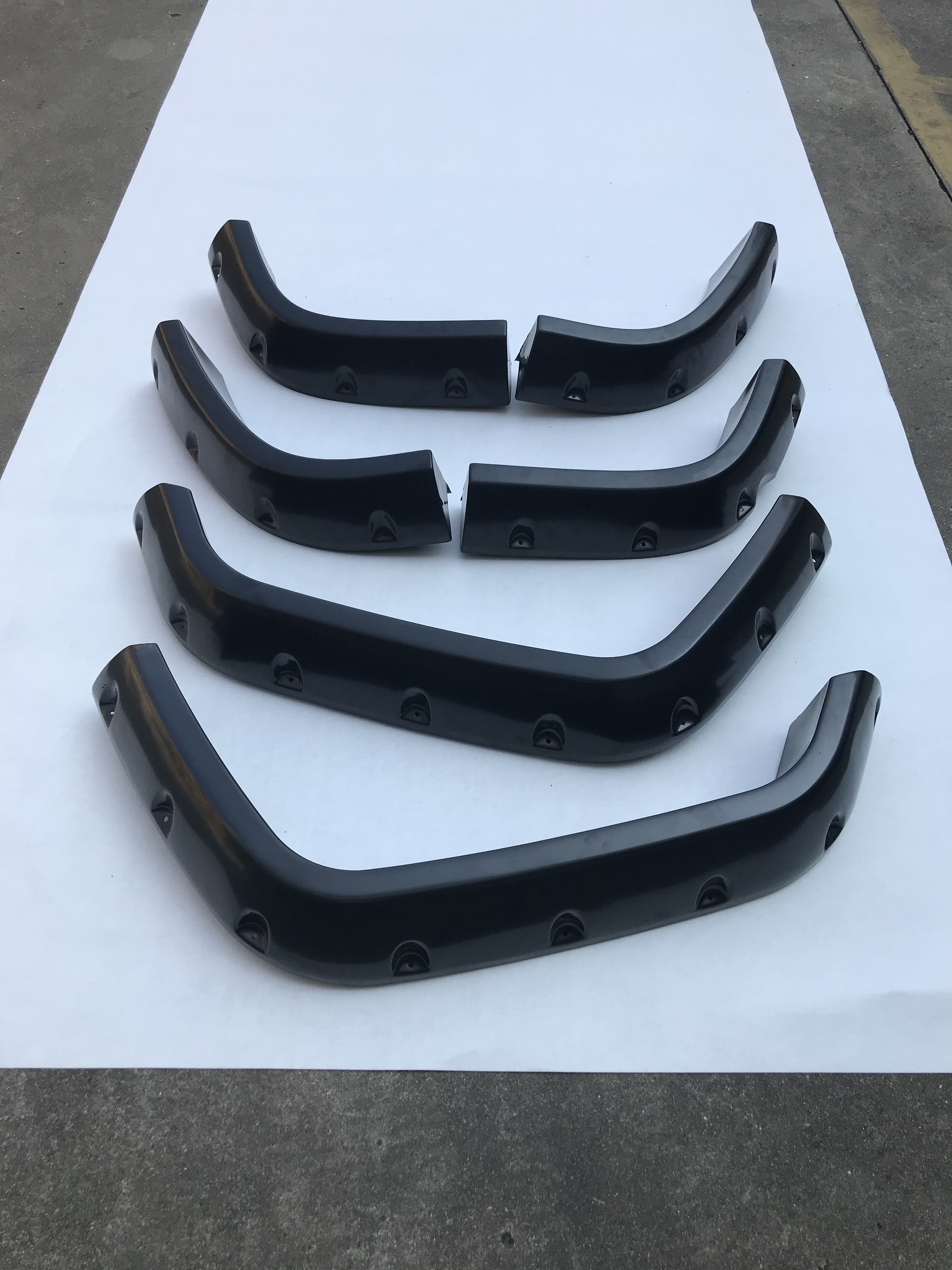 MOSUN Flexible Car Wheel Fender Flares , Extra Wide Body Fender Flares