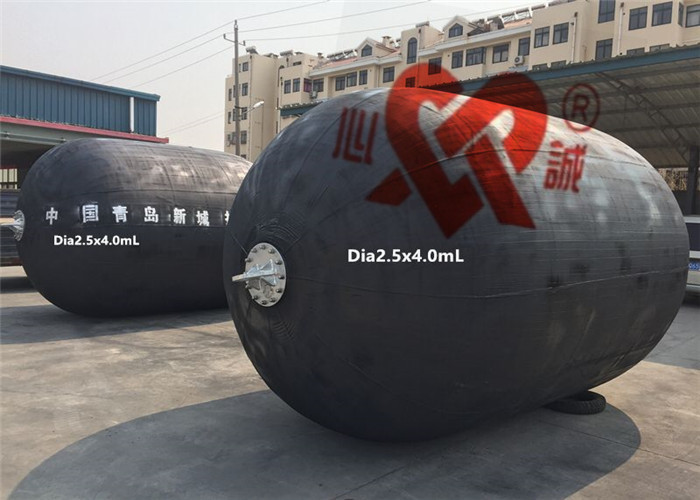 4.5m Diameter Pneumatic Marine Fenders Boat Dock Fenders Easy To Install