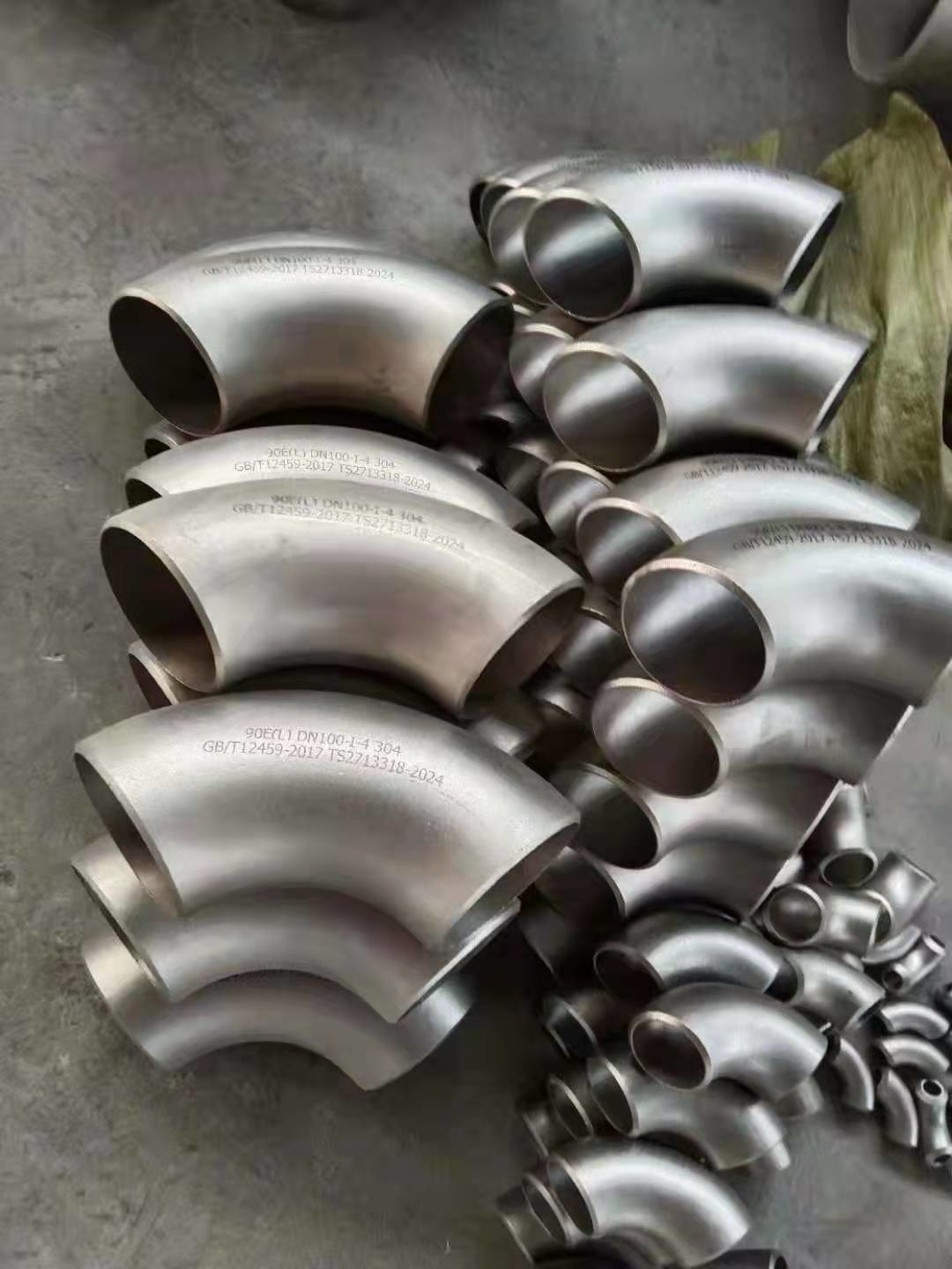 316l Schedule 40 Stainless Steel Pipe Fittings 45 Or 90 Degree Elbow
