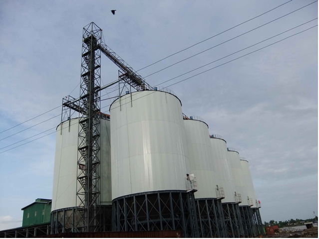 468CBM Grain Storage Silo , Insulated Sealed Paddy Rice Storage Silos