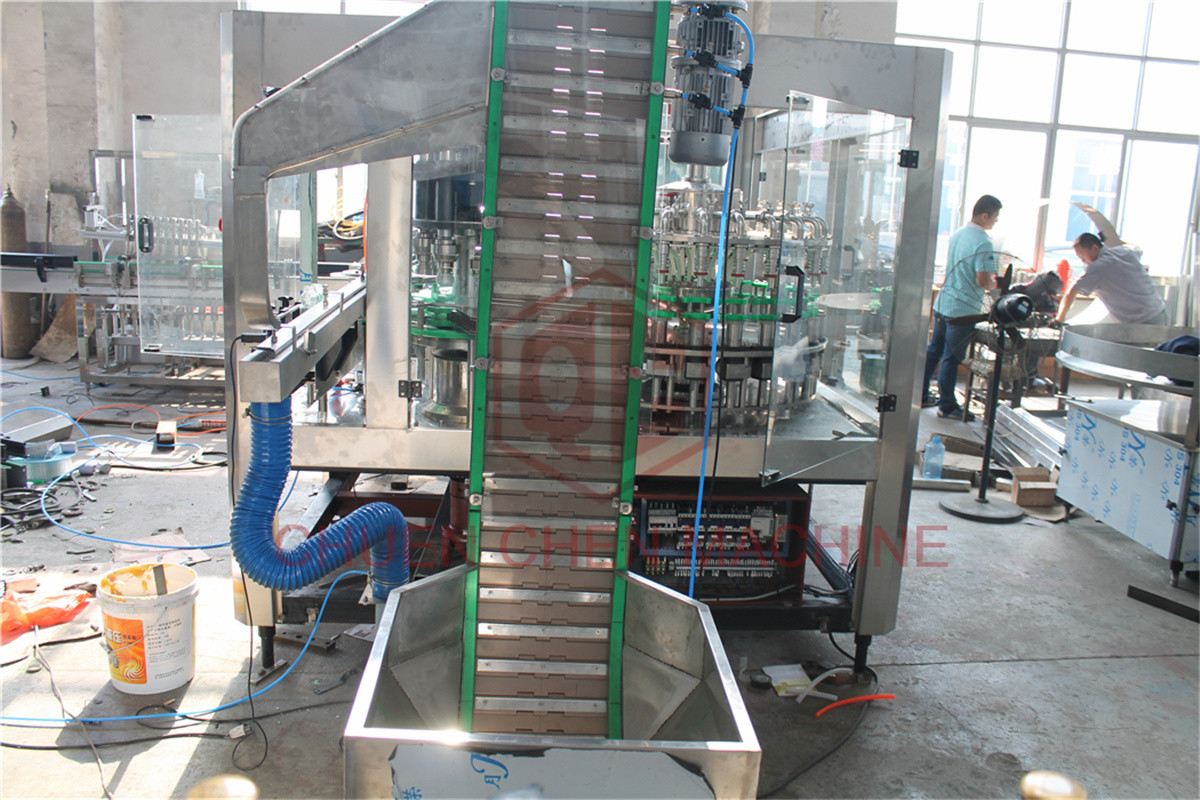 Mango Puree Hot Juice Filling Machine Monoblock Metal Screw Cap Type