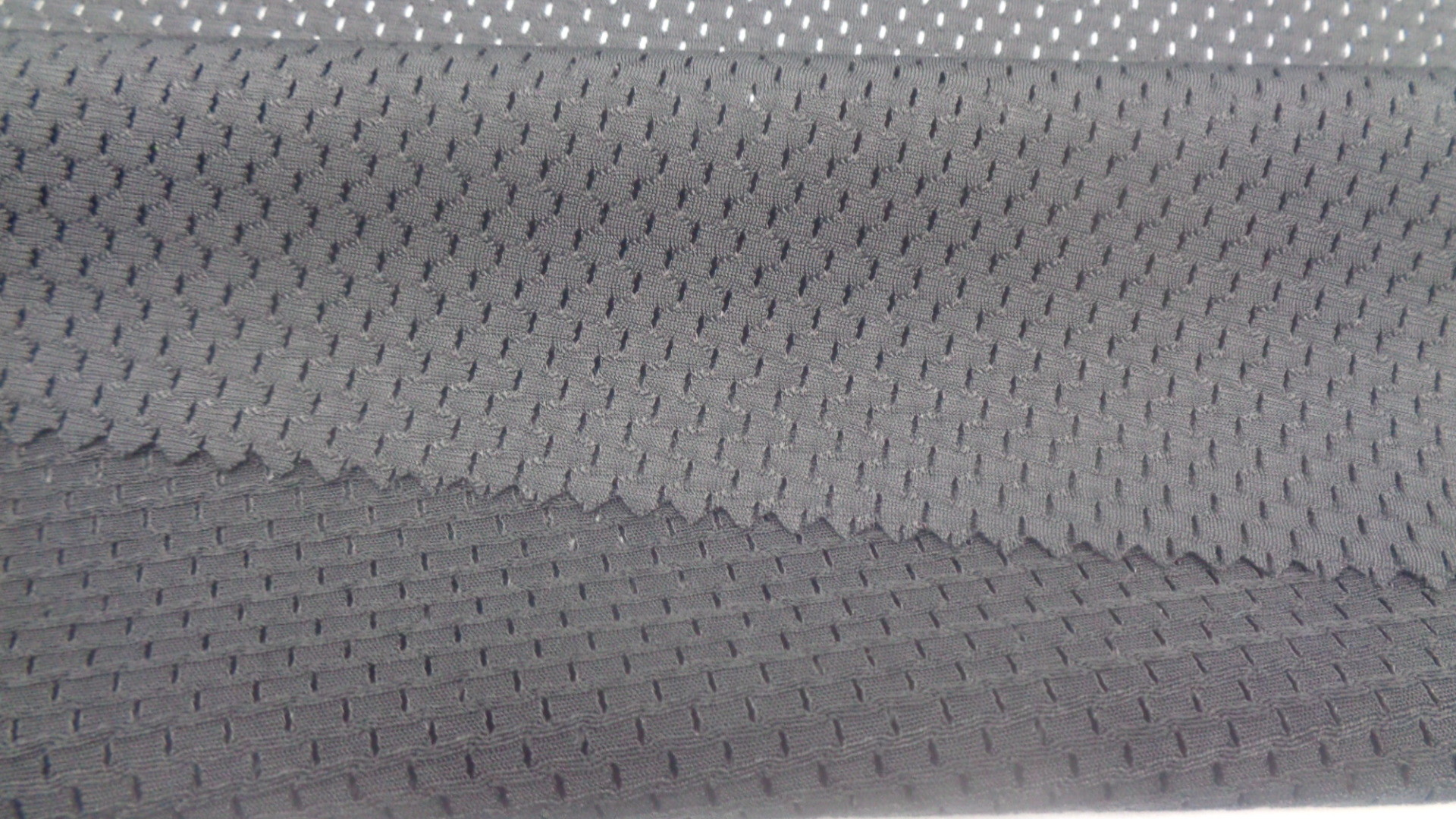 Sportswear 150cm Sports Mesh Fabric 85% Nylon 15% Spandex 100D
