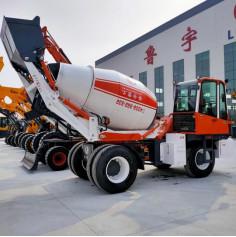 Buy cheap Used Concrete Mixer Yuchai Engine 9000kg Curb Weight 6 Meters Brand New Self Loading Mixing Truck product