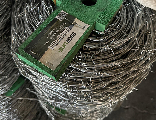 Rust Resistance 500 Meters Stainless Steel Barbed Wire Price Per Roll