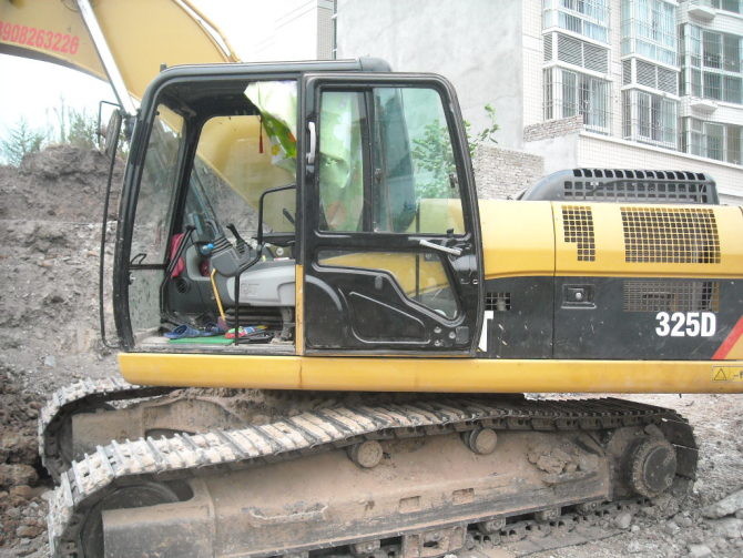 New Paint Used Cat Excavator 320D 6 Cylinders With Water Cooling System
