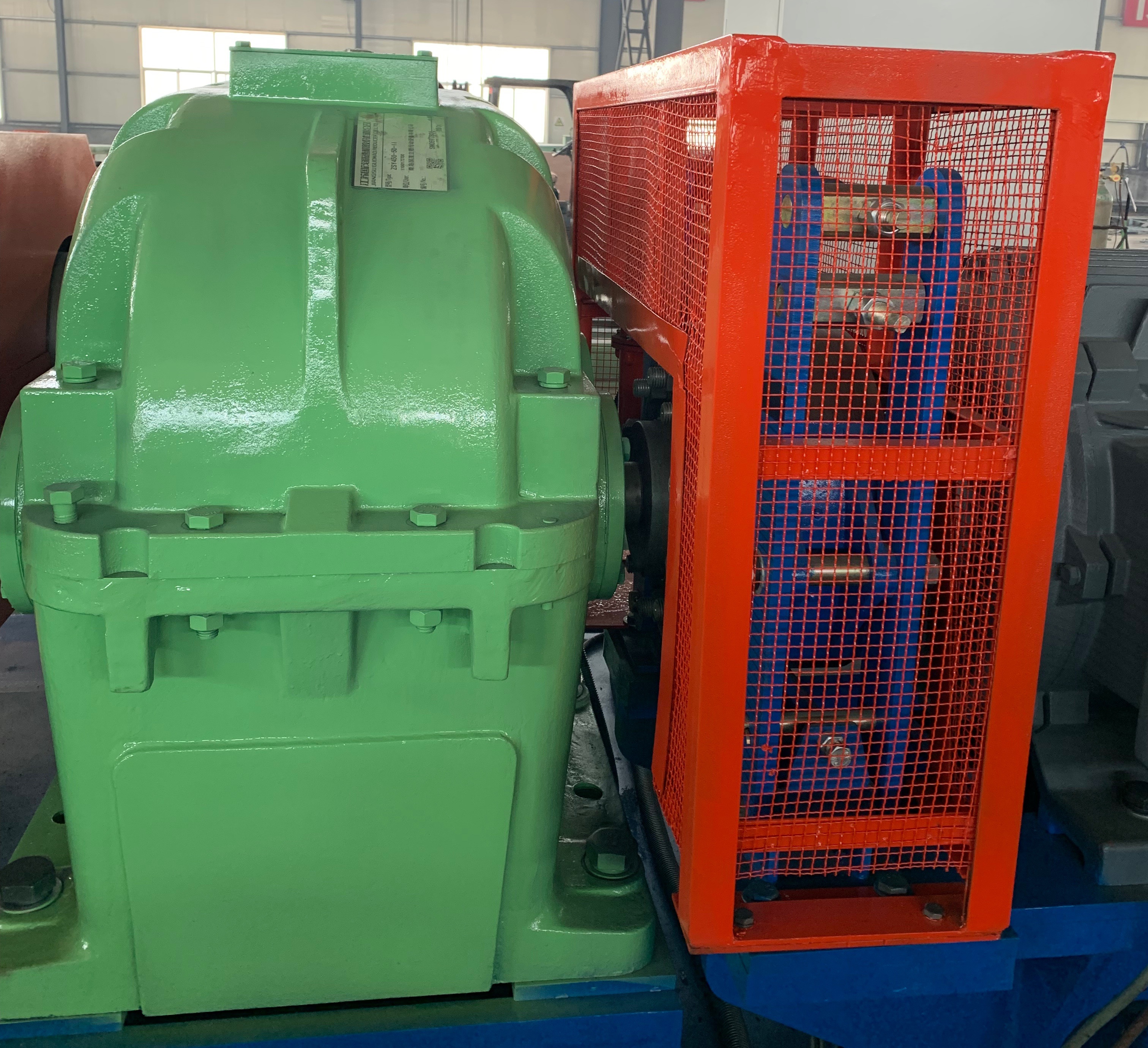 HUICAI Tire Recycling Machine Automatic System Crushed Tire Machinery Roll Crush