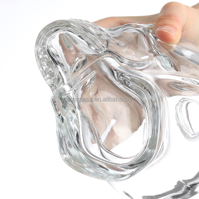 Customize Sealing Type 750ml Skull Head Shape Wine Bottle for Home Bar Display Piece