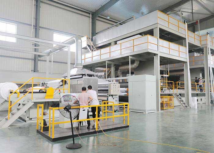 SMS SMMS Non Woven Spunbond Production Line For Medical Products