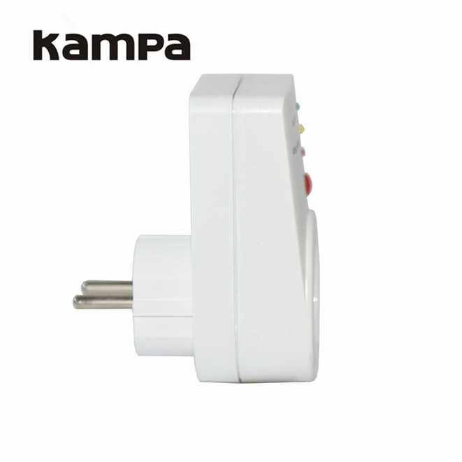 Home Appliances 5A 10A 15A 20A Voltage Protector with EU socket