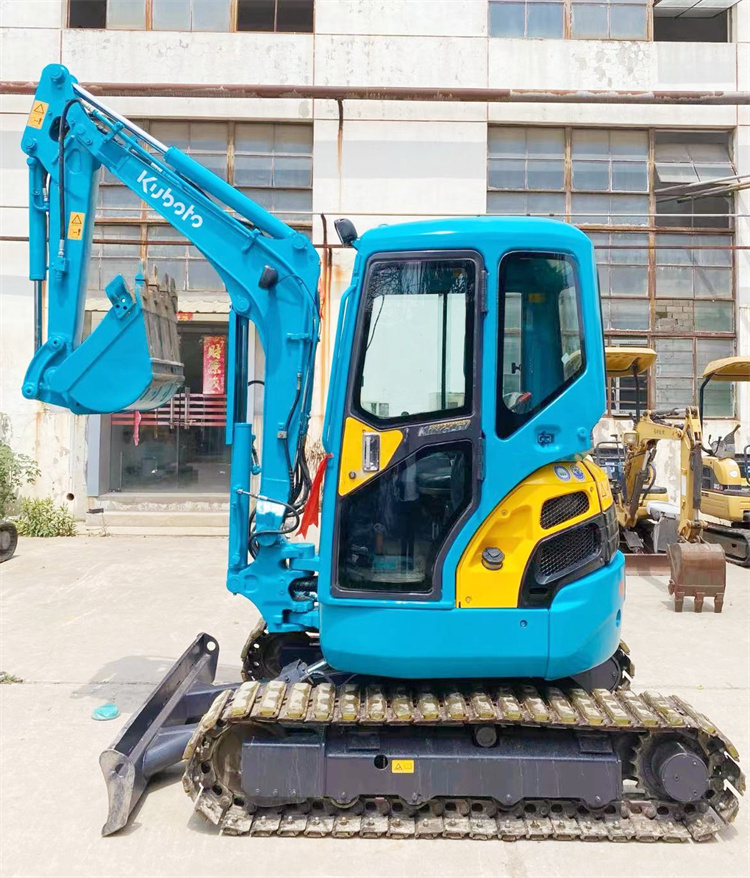 Made in Japan Original Design 3 Ton Kubota Mini Excavator U30 with U30 Rubber Track
