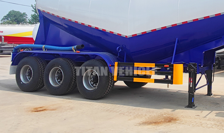 TITAN New 3 Axle 40ton 50ton V Type Dry Powder Cement Bulker Bulk Cement Tanker Trailer