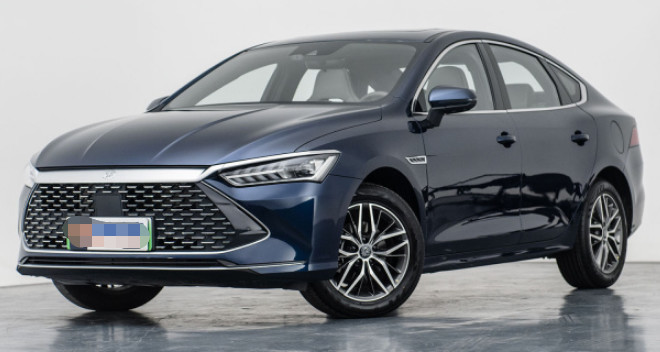 Qin Plus 2023 Champion Version DM-I 120km Excellent Model Hybrid Compact Car Plug In