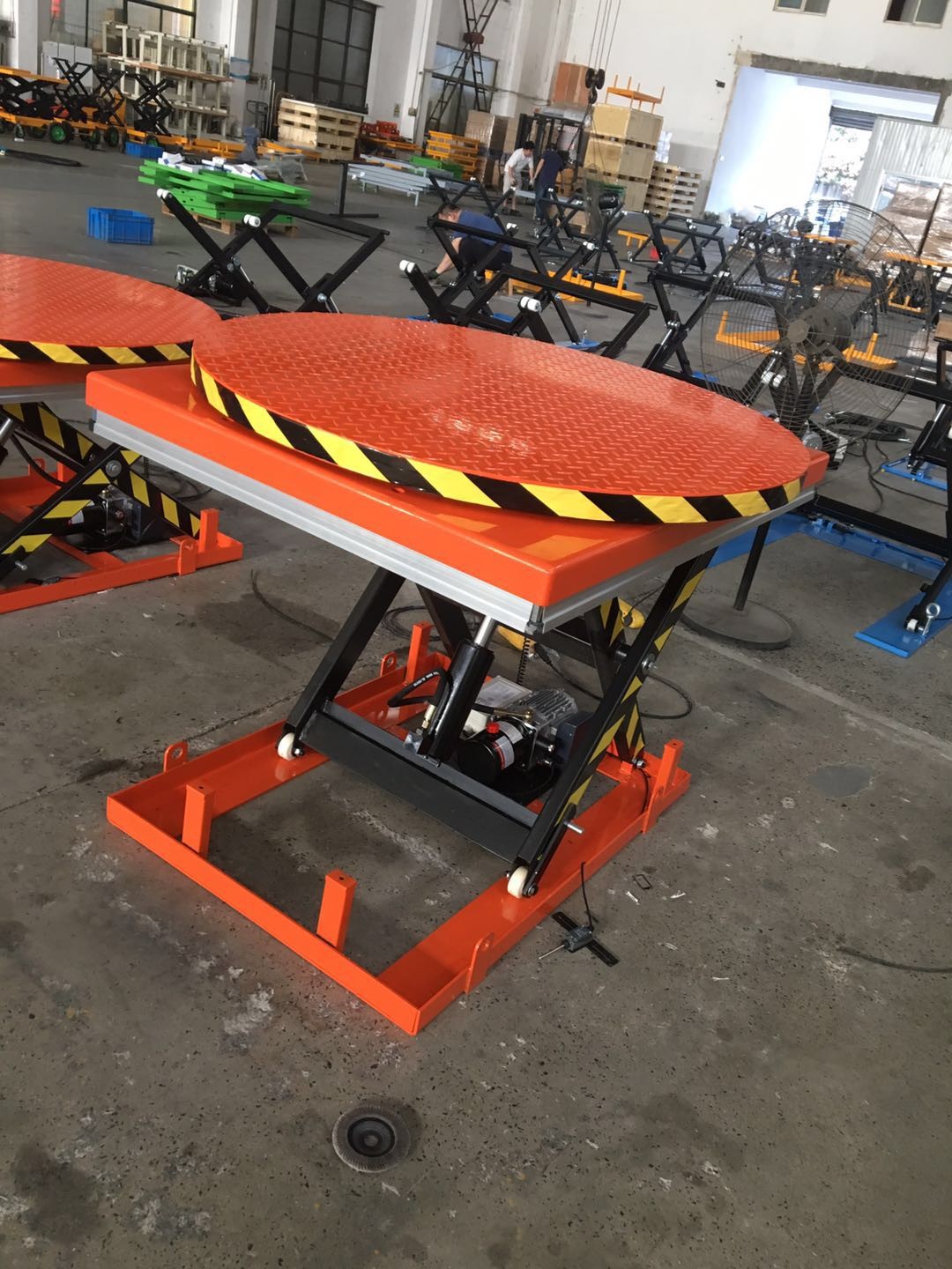 800kg Turntable Electric Lift Table Mobile Lifting Platform For Workshop Maximum Height 40"