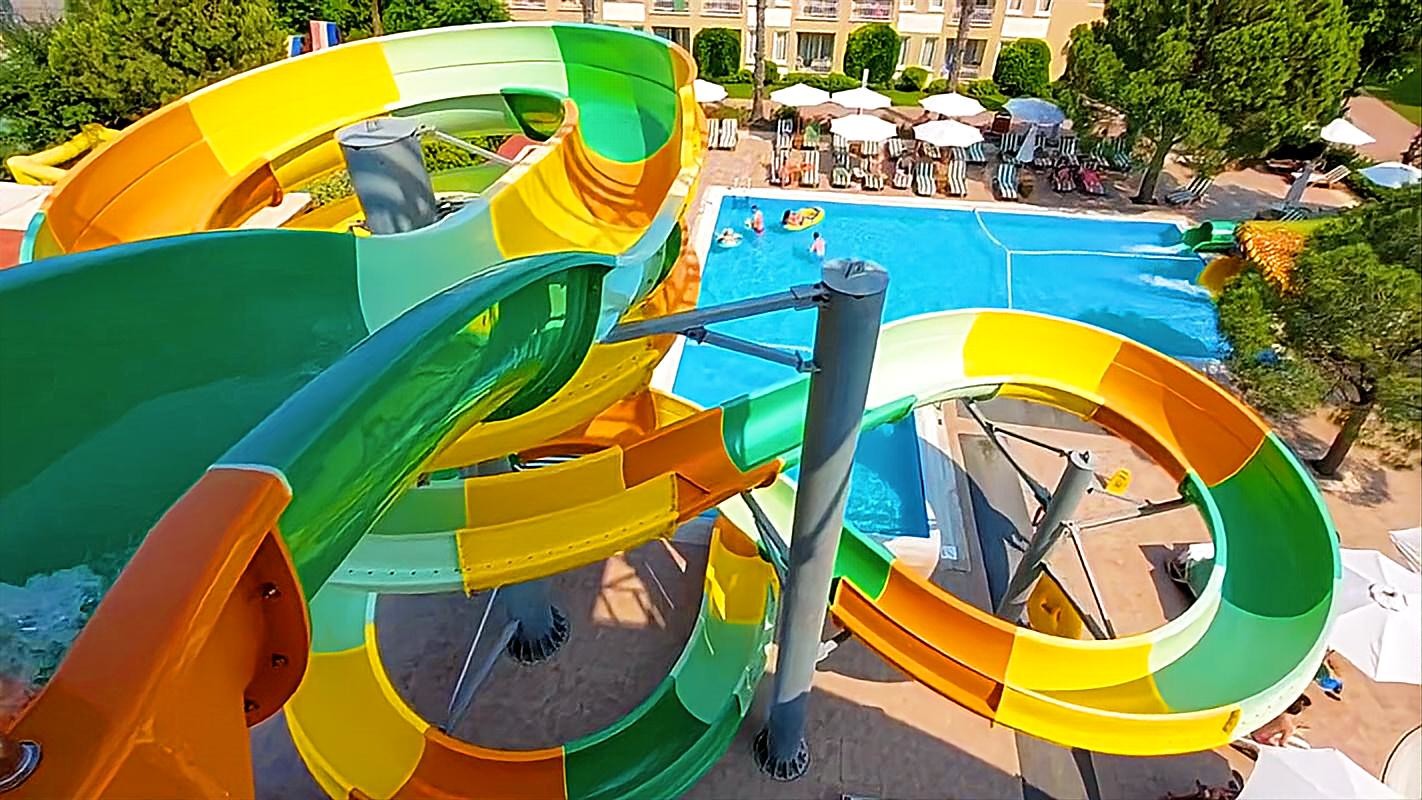 Outdoor Adults Games Accessories Fiberglass Water Slide For Children Water Playground