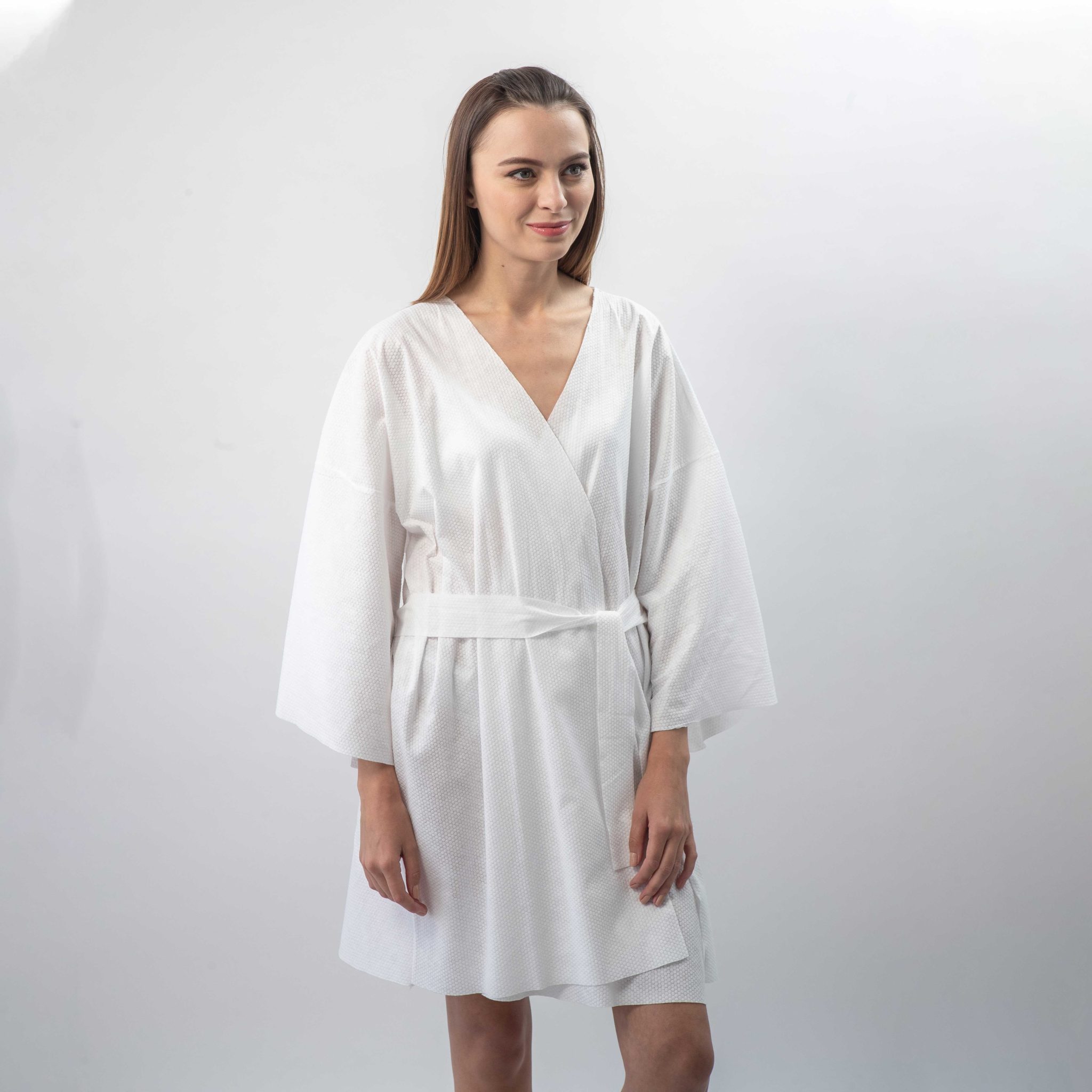 2021 New Style Disposable Spa Wear Non Woven Personalised Spa Robe