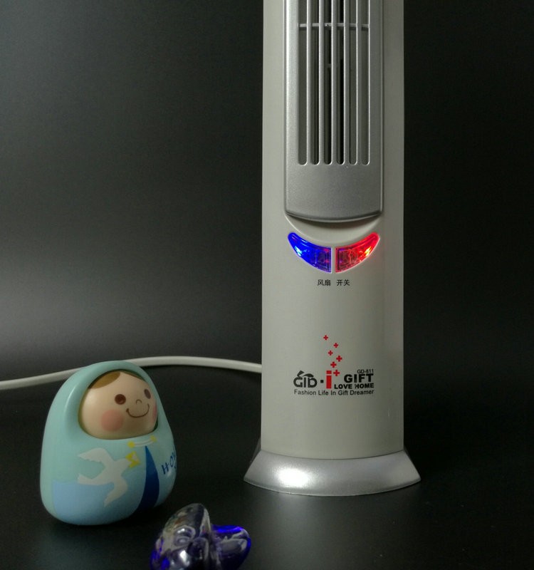 Portable home Desk Air Purifier 100V-250V ABS Material 74.4*95.5*334mm