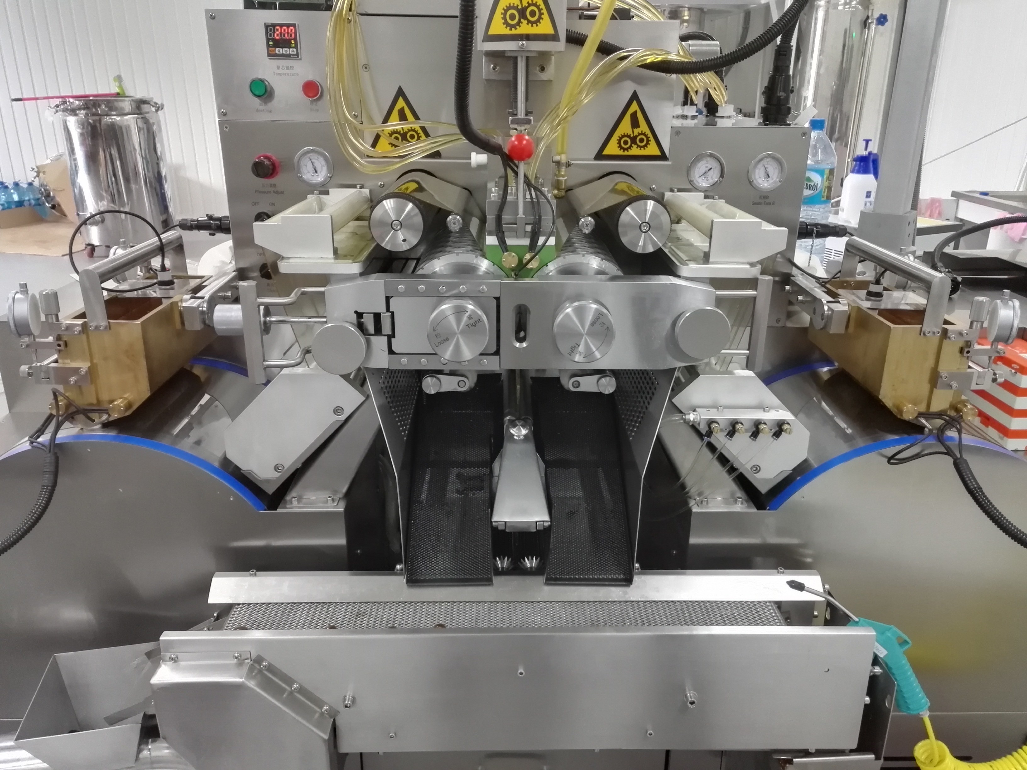 Large Scale Paintball Automatic Encapsulation Machine High Efficency and High Speed
