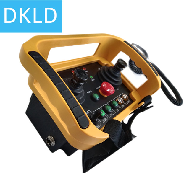 Wired industrial remote control for wheel group control of truck loading aircraft