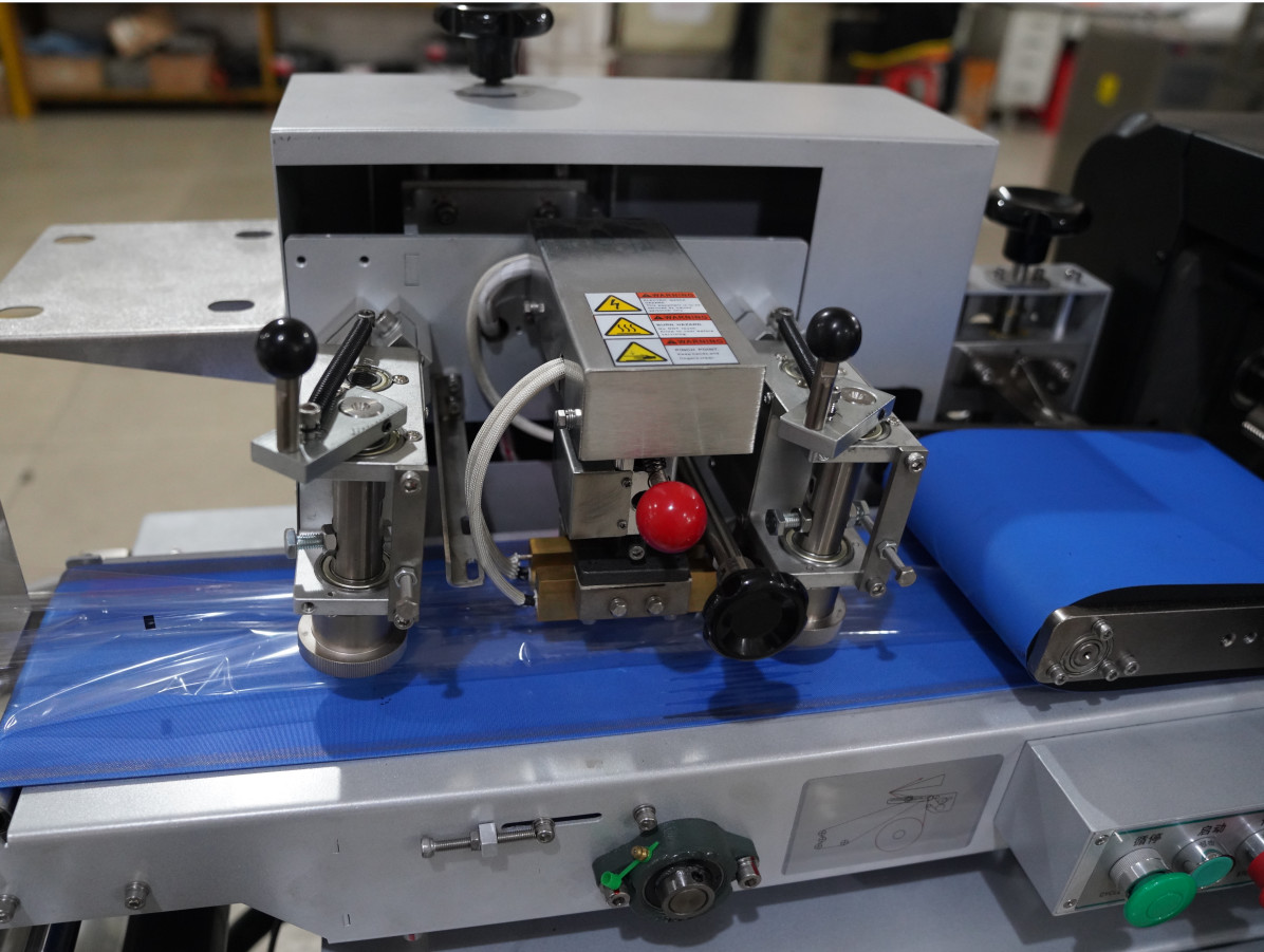 Stainless Steel Automated Packaging Line Mooncake Bread Packaging Line
