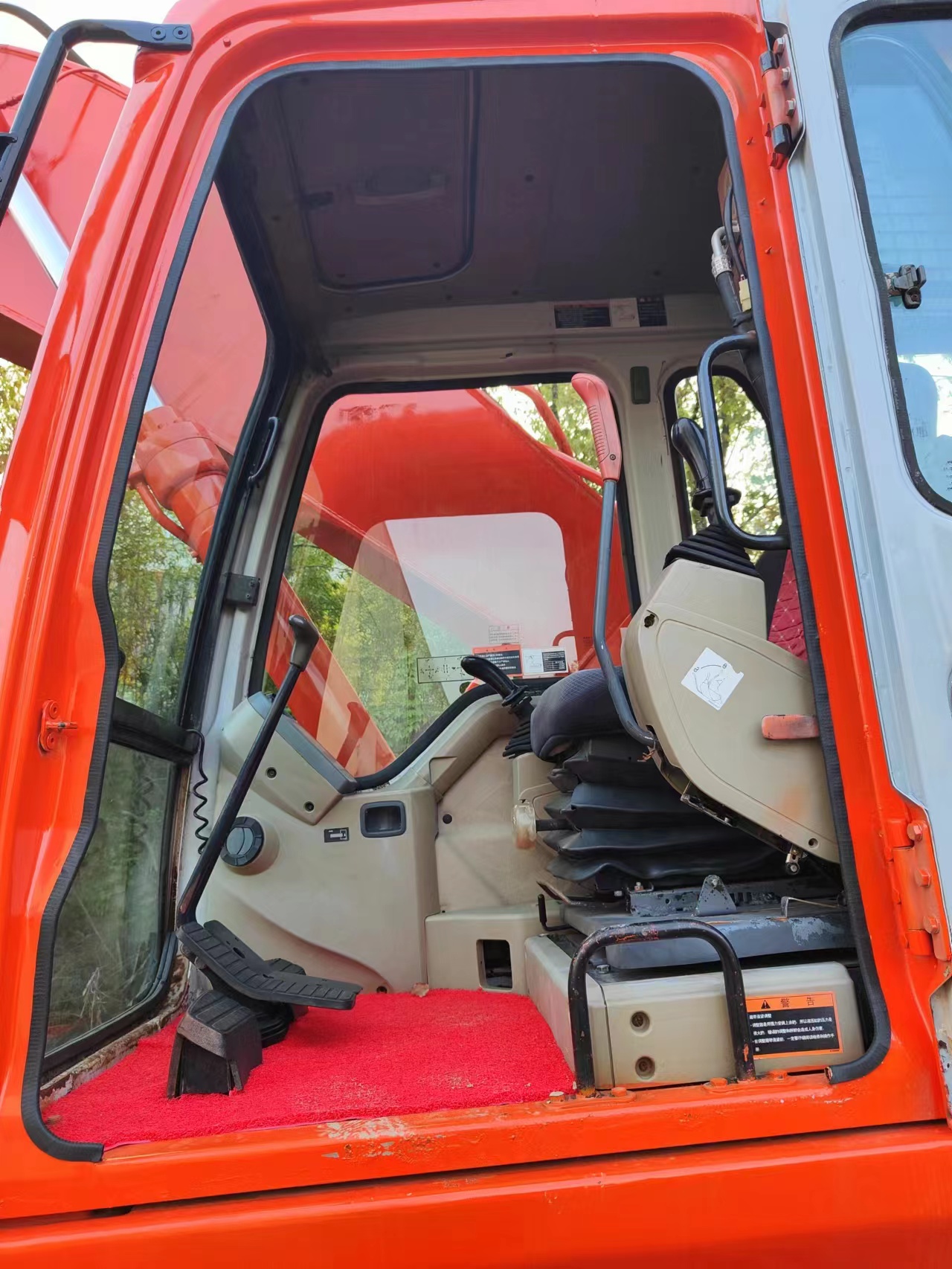 Doosan DH300LC Excavator Cab