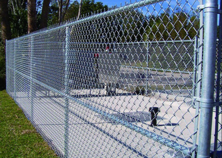 Zinc Coated 10 Gauge Chain Link Fencing 6ft 8ft 15m Roll