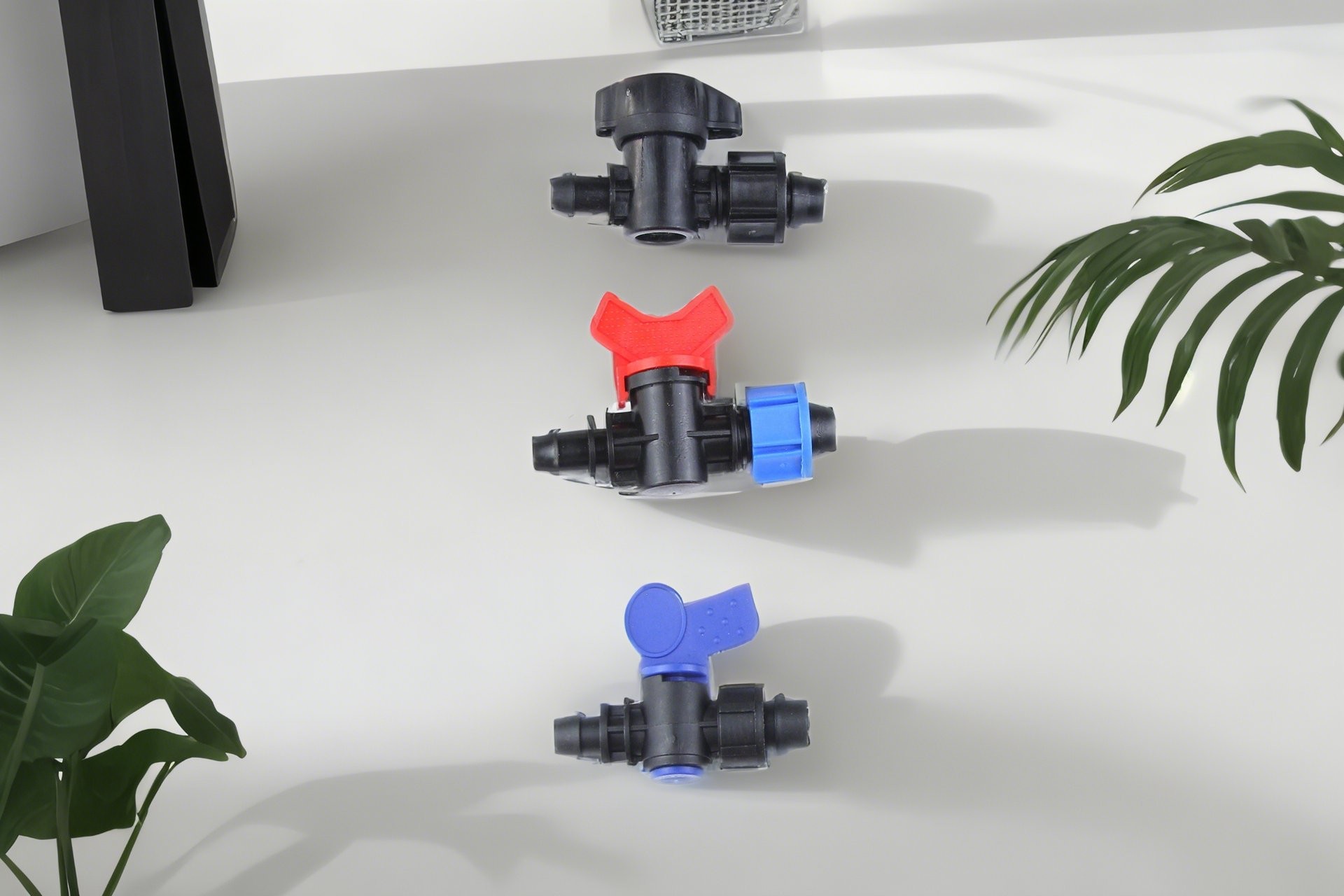 Versatile Drip Irrigation Valve for Flexible Water Distribution in Gardens