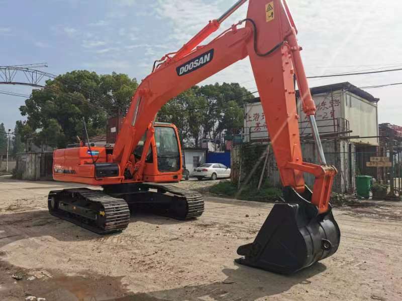 Low Working Hours Guaranteed Doosan DX225 DX225LC Crawler Excavator with 115KW Engine