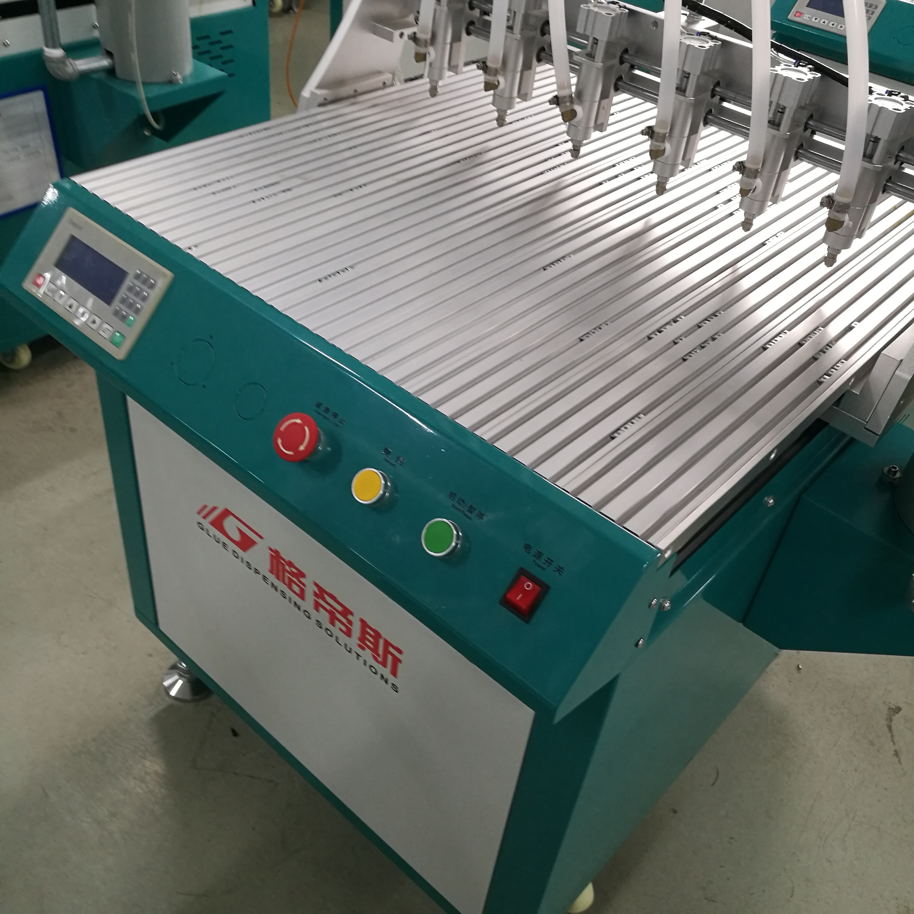 Floor Stand Glue Dispensing Machine Multi Heads Adhesive Dispensing Systems 600*1200MM