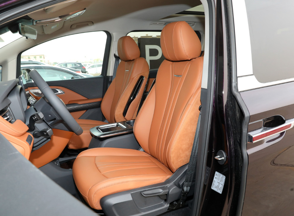 7 Seater Hongqi HQ9 Vehicle Automobile Business Reception 8 Speed