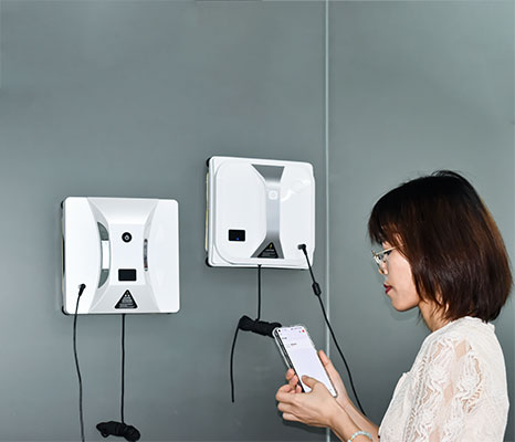 Motorized Smart Window Cleaning Robot For High Rise Buildings Household