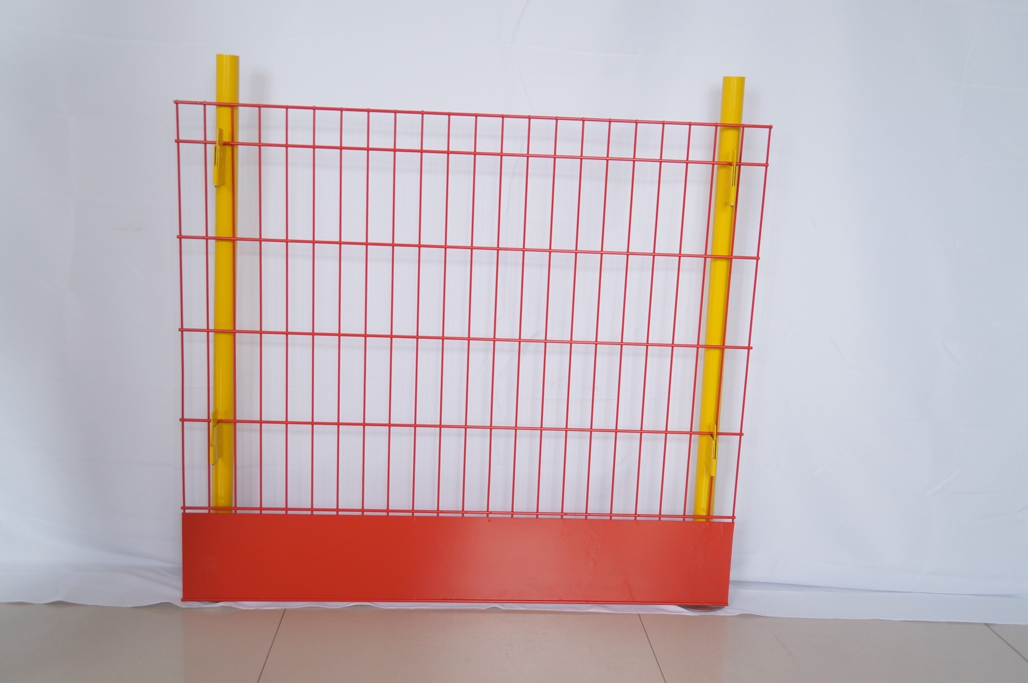 Safety 8mm Edge Protection Barriers 1.3m Height Easily Assembled