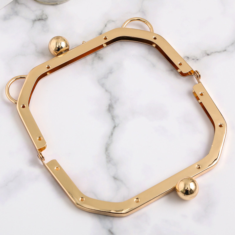 134g Round Closure Brass Purse Clutch Frames With Screw Holes