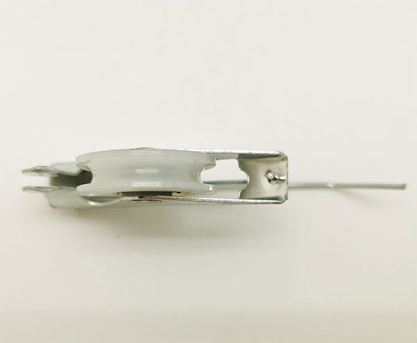 Plastic Cover Aluminum Sliding Door Rollers 1.2mm Iron Sheet Material OEM