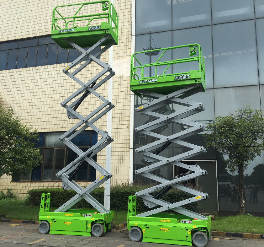 13m Hydraulic Elevated Manlift 320KG Capacity For Warehouse Maintenance