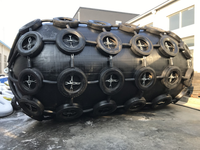 Tyre Net Pneumatic Rubber Fenders Sea Guard Chain 0.08mpa Yokohama Marine Fenders