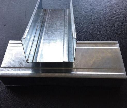 Customizable 0.3mm 1.5mm Thickness Drywall Steel Stud Zinc Coated