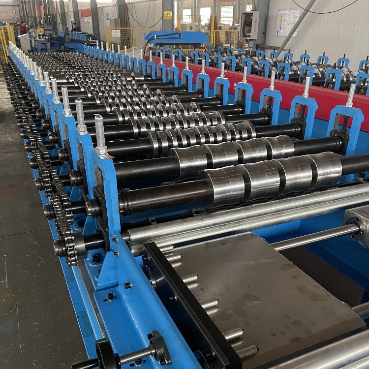 0.3-0.8mm Metal Sheet Roll Forming Machine with ±2mm Cutting Tolerance and 30-45 Meters Per Minute Production Speed