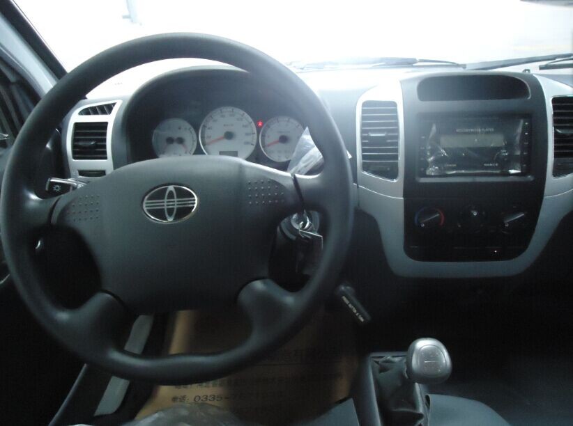 Highroof City Service Bus Mini Van Bus With Power Steering Long Distance