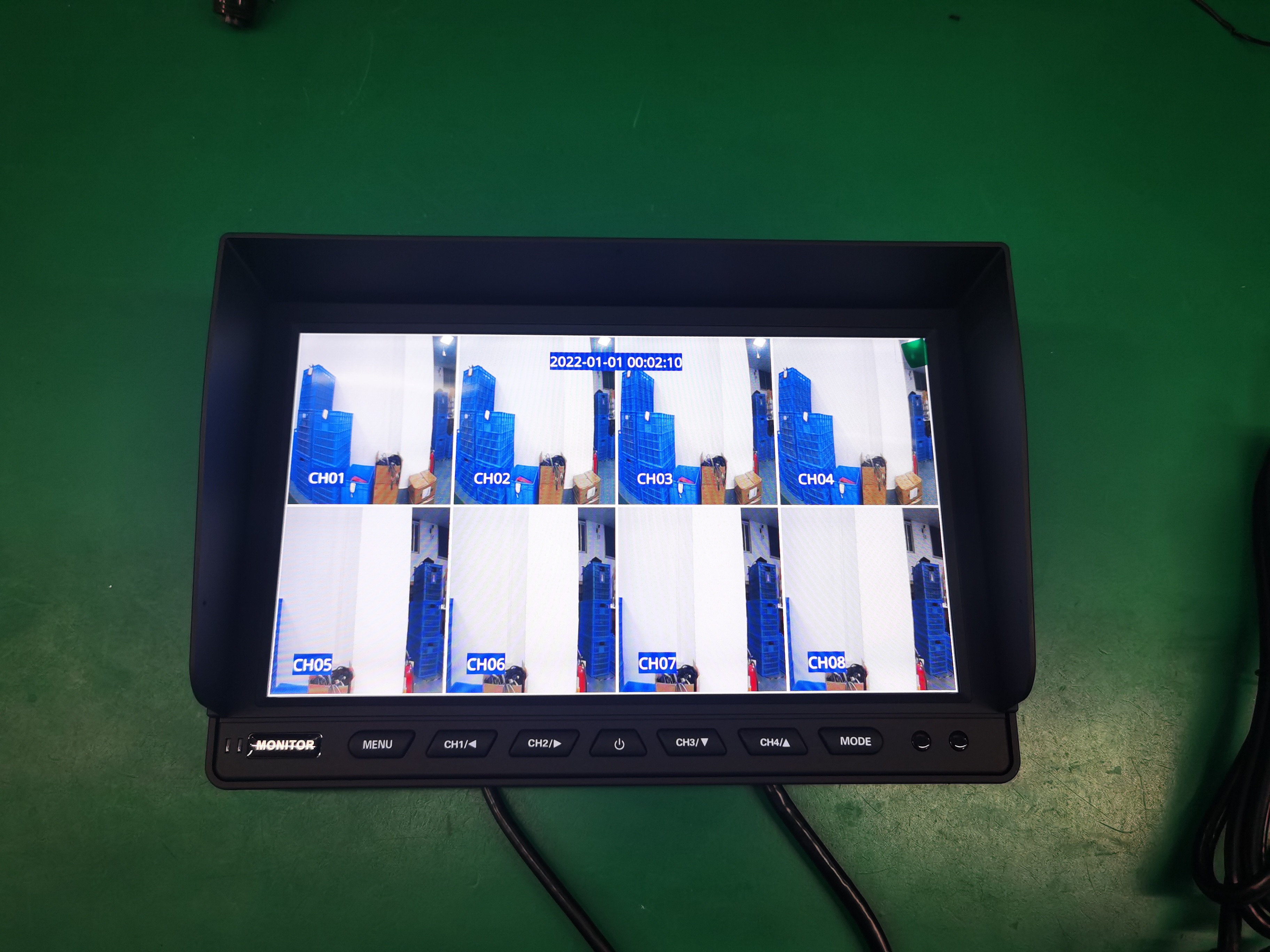 10.1 Inch AHD Quadripation Monitor Onboard Monitoring Display Screen