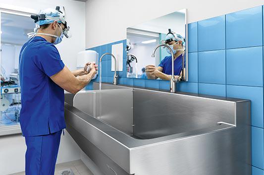 Multi Station Stainless Steel Clinical Wash Hand Basin with Sensor Faucet