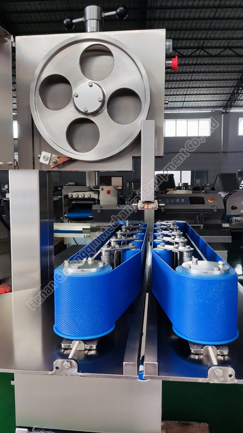 SUS 304 Vertical Bone Sawing Machine Meat Bone Slicer 300-500kg/H