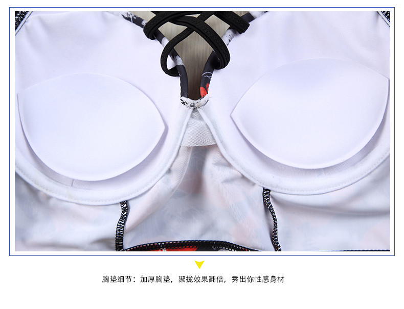 style bikini three-piece swimsuit female blouse sunscreen gather Korean version of the corner hot spring swimsuit