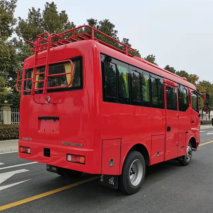 Manual Transmission Type 4x4 Diesel 10-17 Seat Mini Bus for Off Road Adventures
