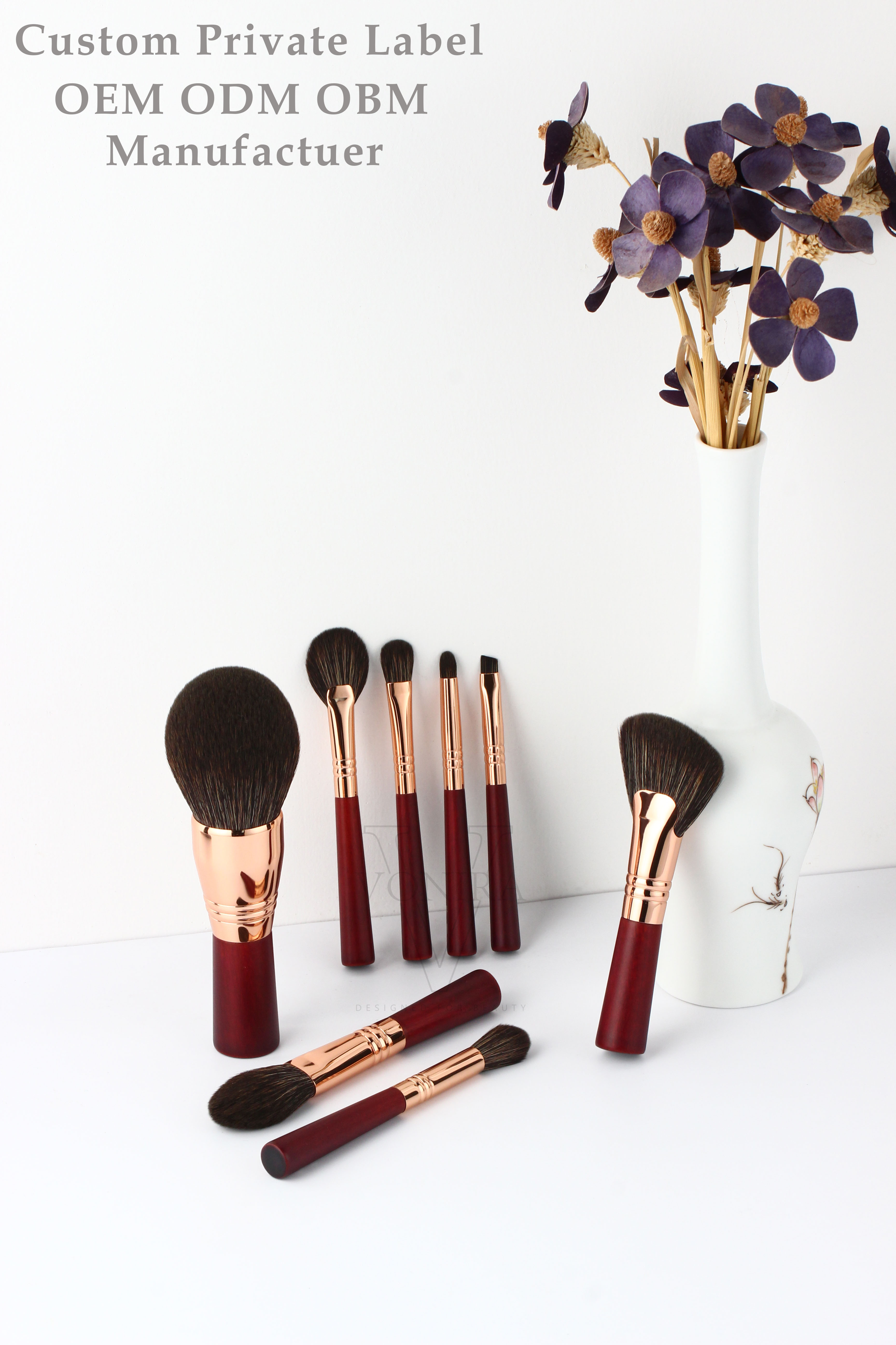 Vonira Beauty High Density Luxury Blush Brush with Naturally Function Squirrel Hair Color Fibers Rose Copper Ferrule