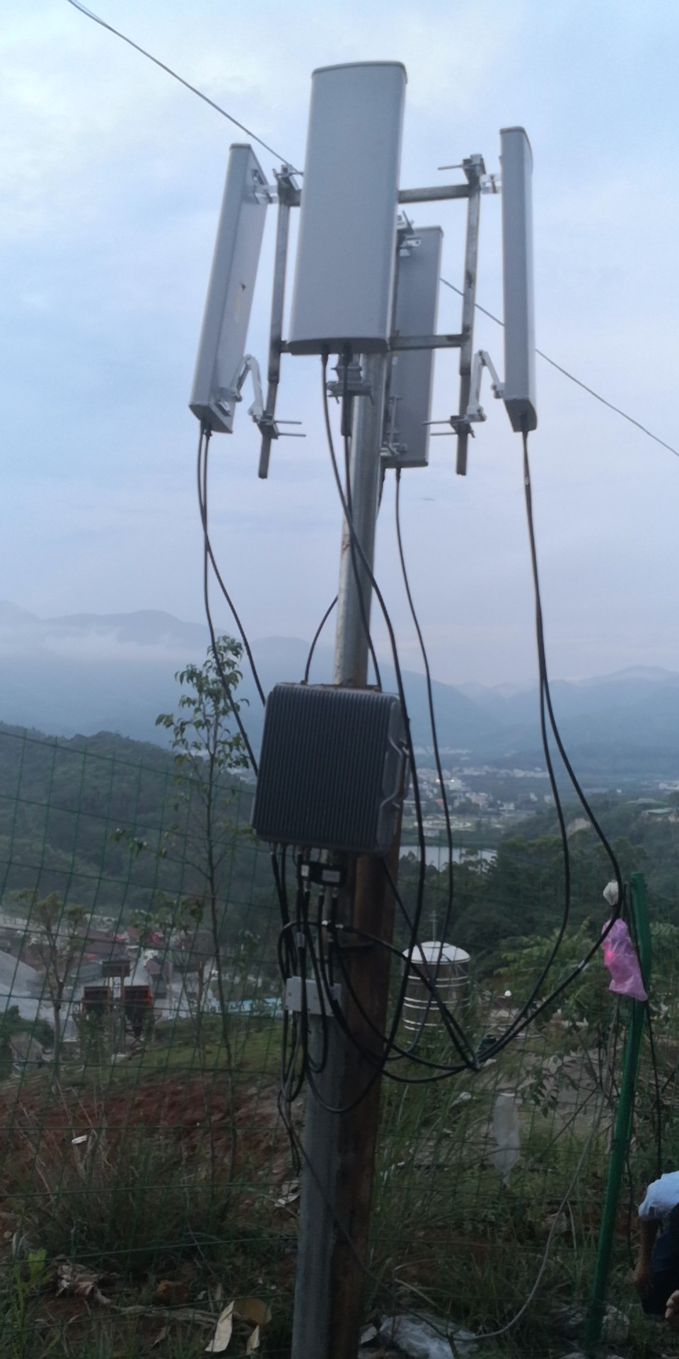 220V DC Aluminum Chassis Anti Drone Jammer For High Air Outdoors