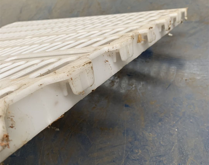 High Strength Goat Plastic Flooring , White Plastic Slatted Flooring For Sheep