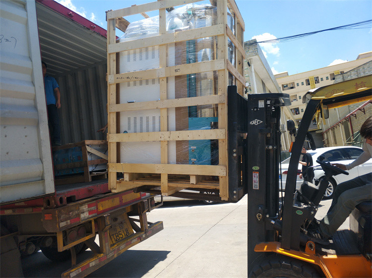 Stainless Steel Dehumidifying Hopper Dryer With 40-16000L Capacity