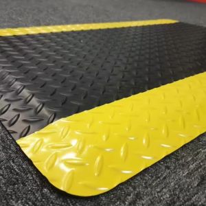 Buy cheap Customizable ESD Anti-Fatigue Mat PVC EVA Rubber 10-30mm product