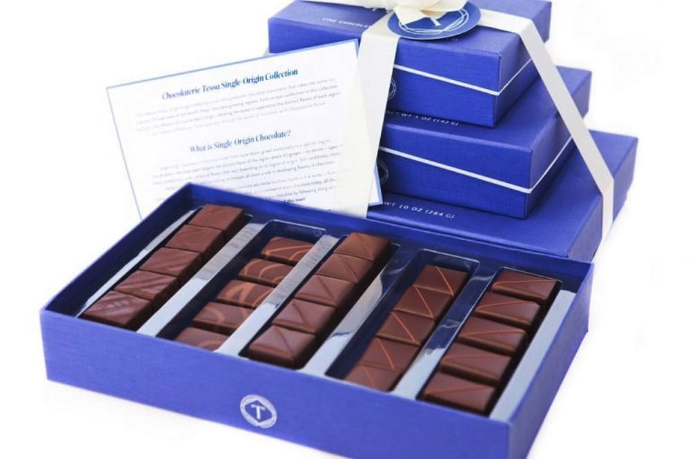 Navy Blue Multipurpose Luxury Chocolate Boxes Packaging , Empty Truffle Boxes Customized